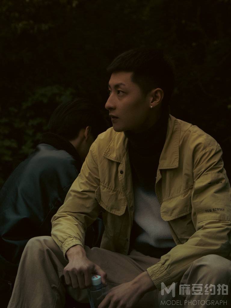 情绪模特
