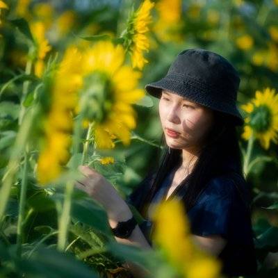 情绪模特