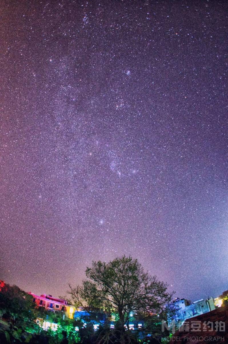 夜景模特