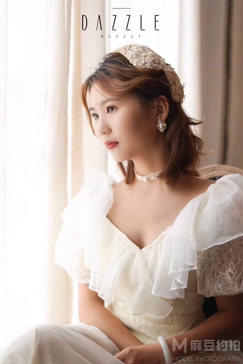 妆容模特