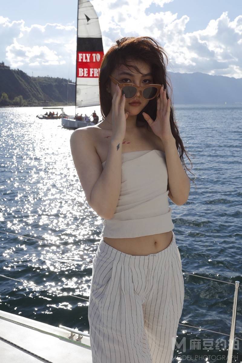 胶片模特