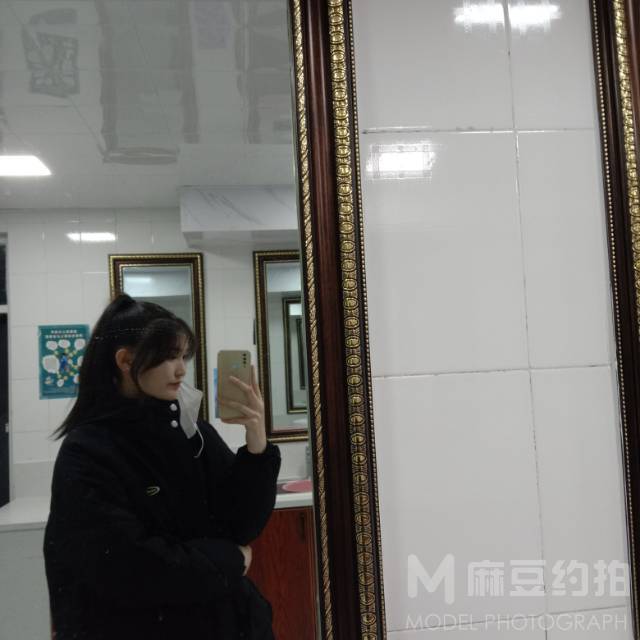 纪实模特