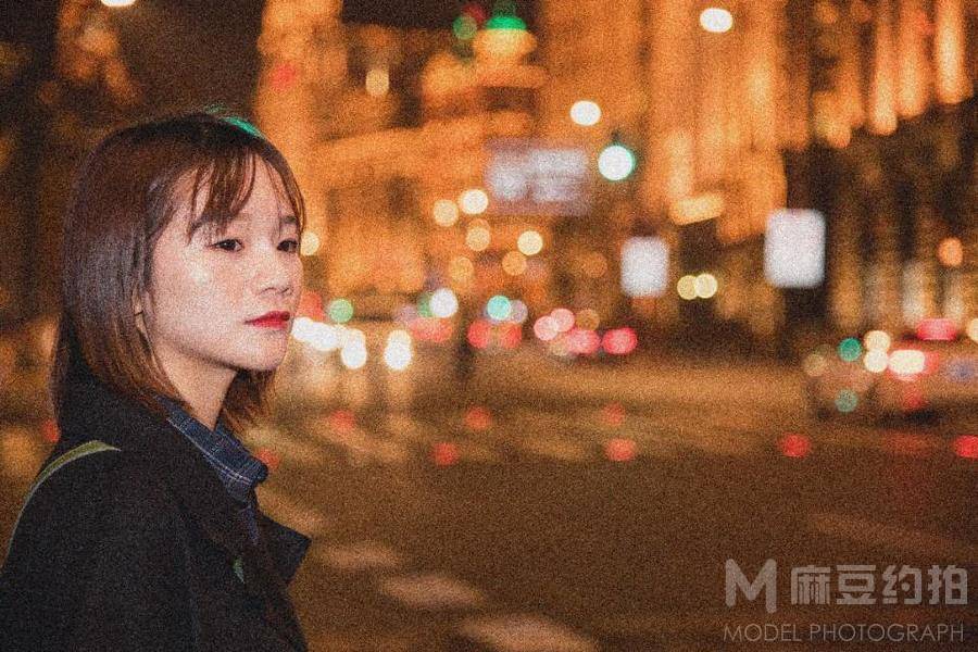 夜景模特