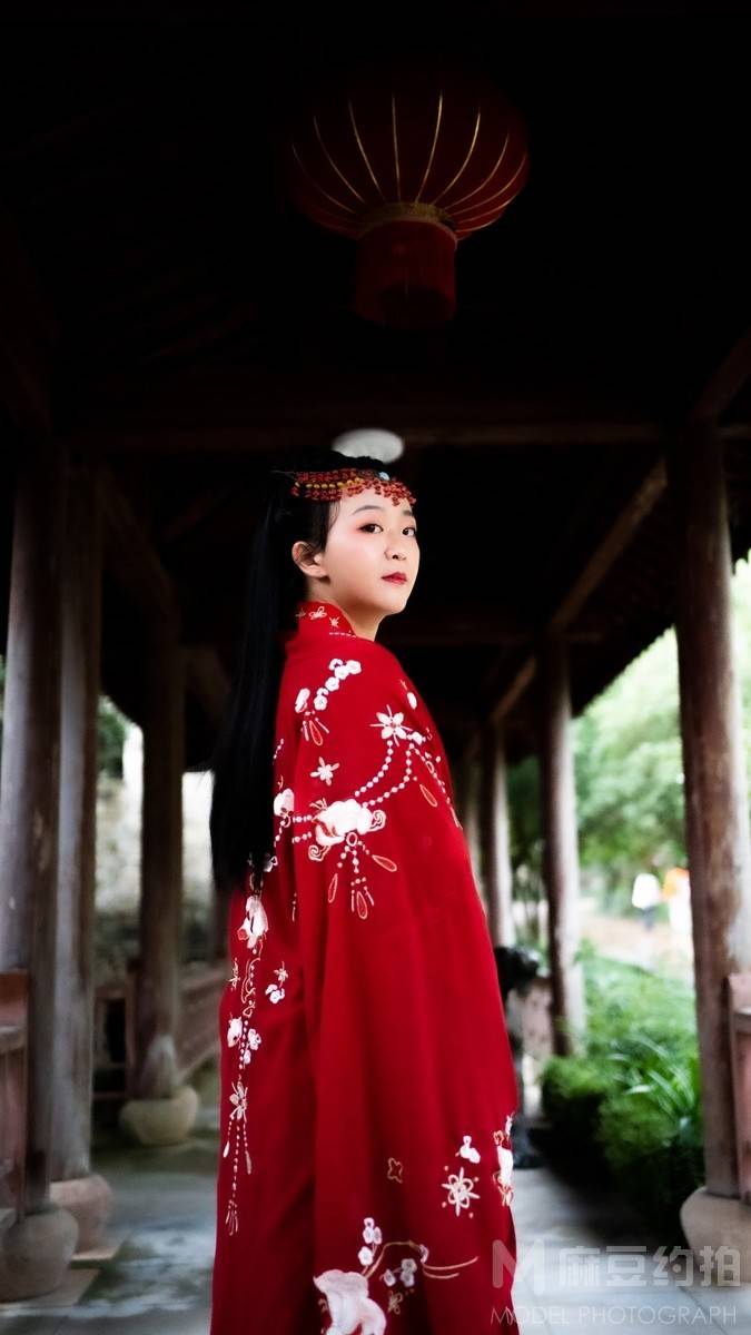 汉服模特