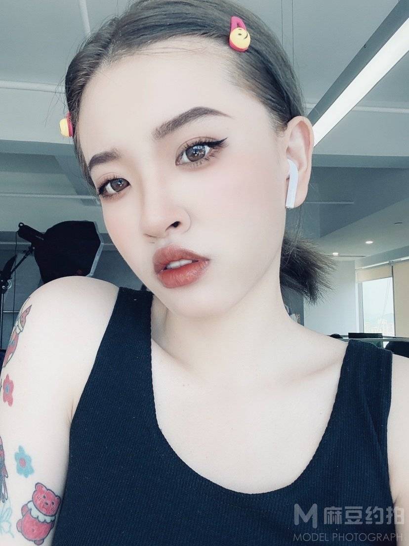 暗黑模特