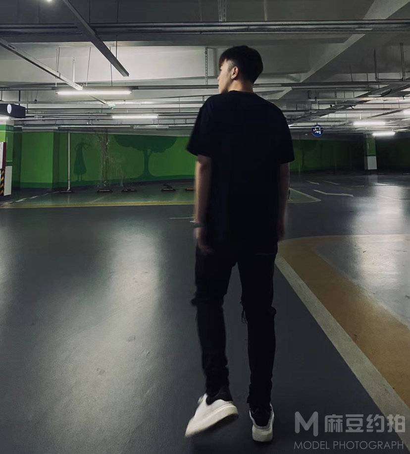 清新模特