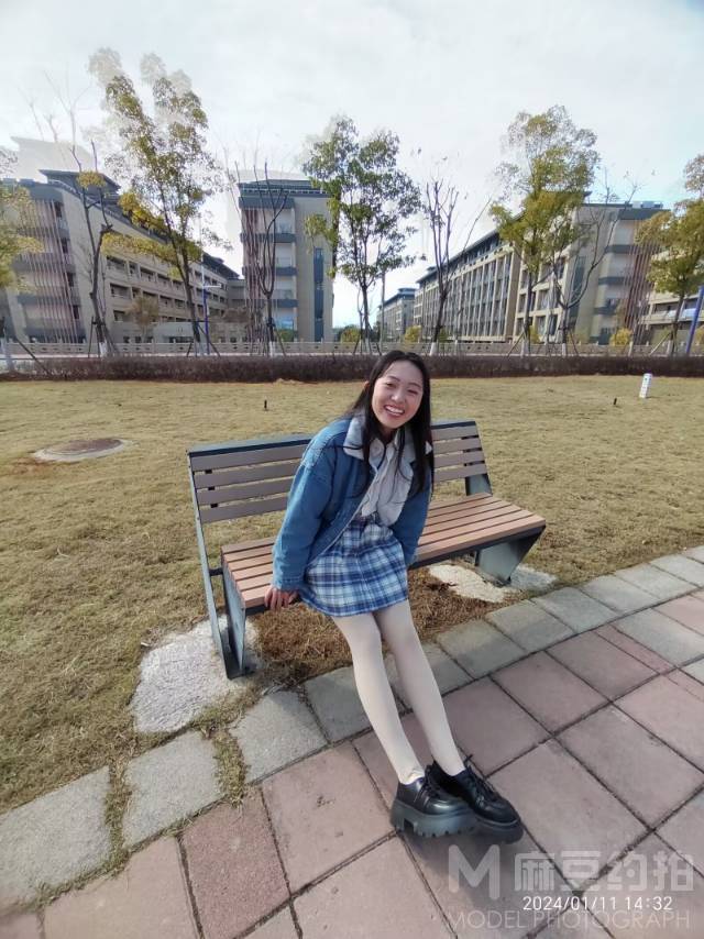 校园模特