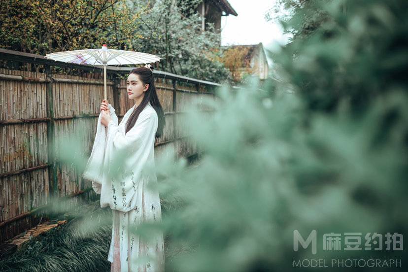 汉服模特