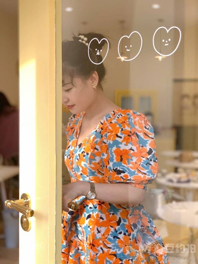 清新模特