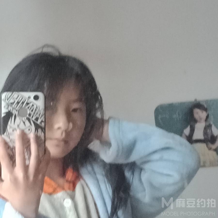 黑白模特