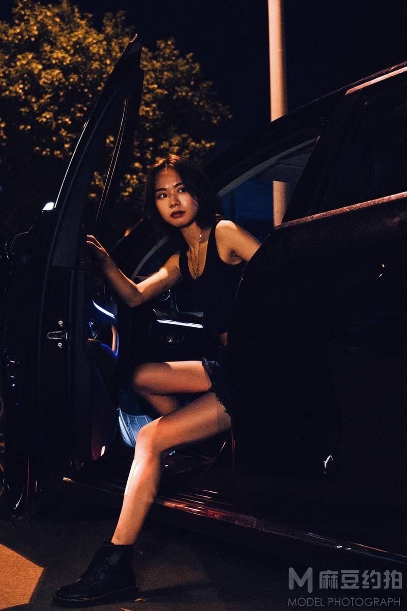 夜景模特