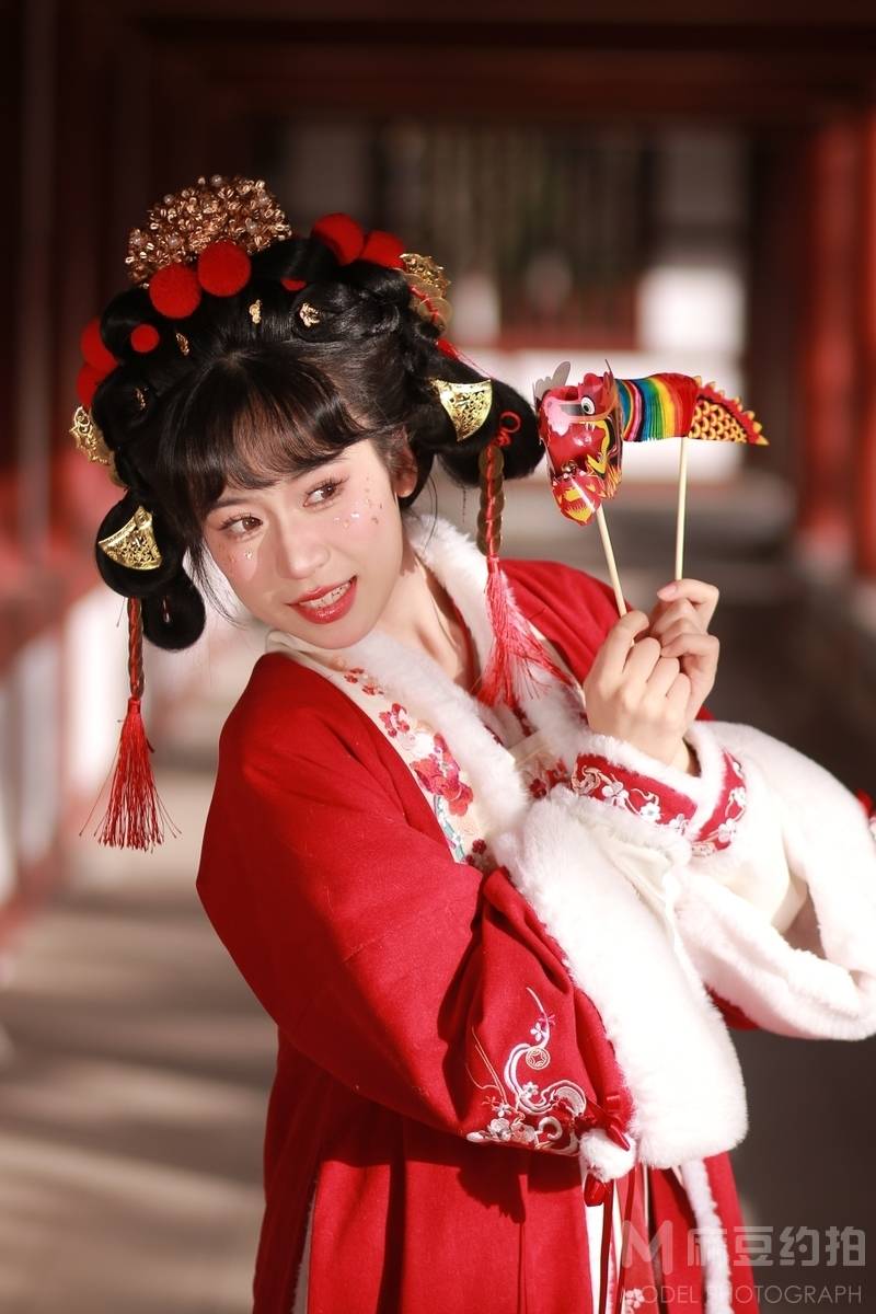 汉服模特