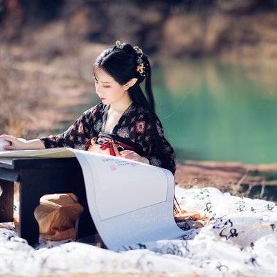 汉服模特