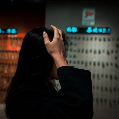 情绪模特