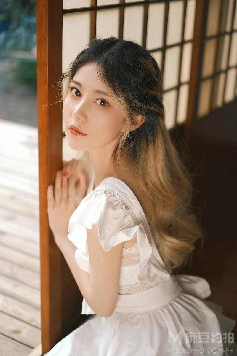 胶片模特