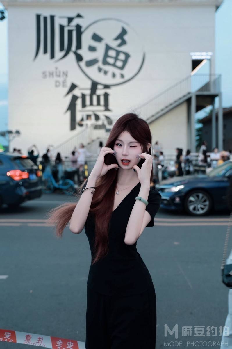 妆容模特