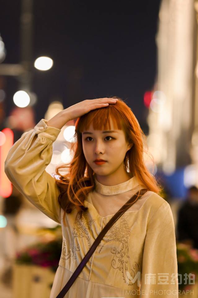 夜景模特
