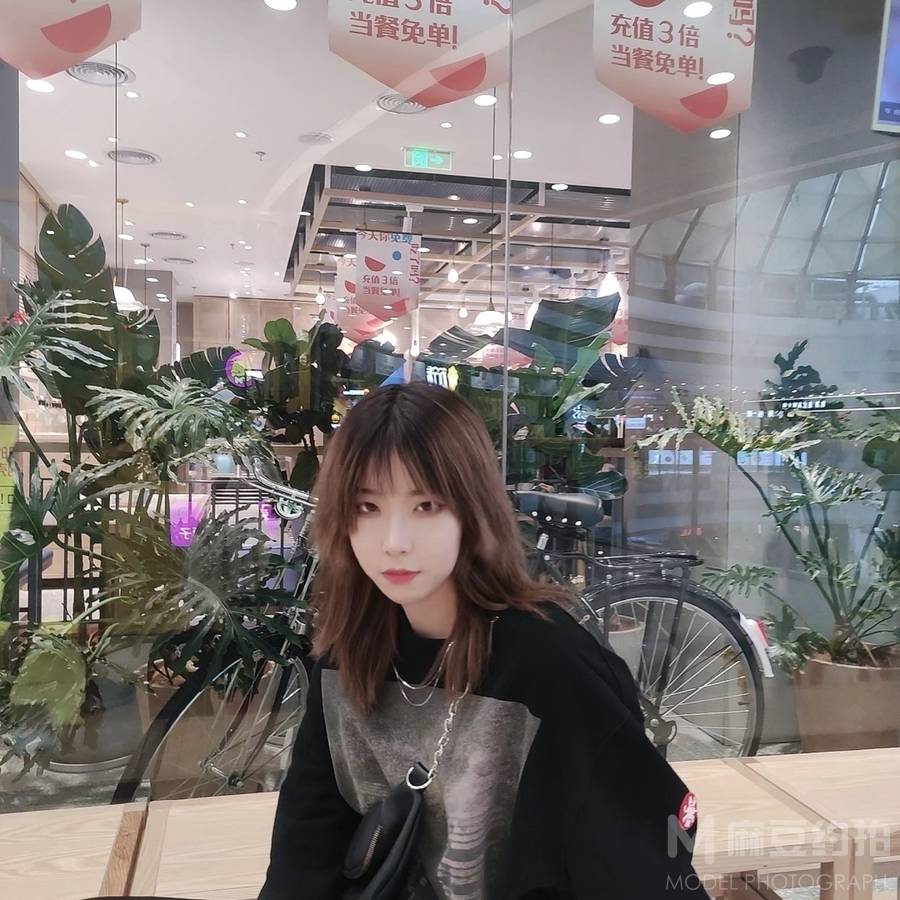 民国模特