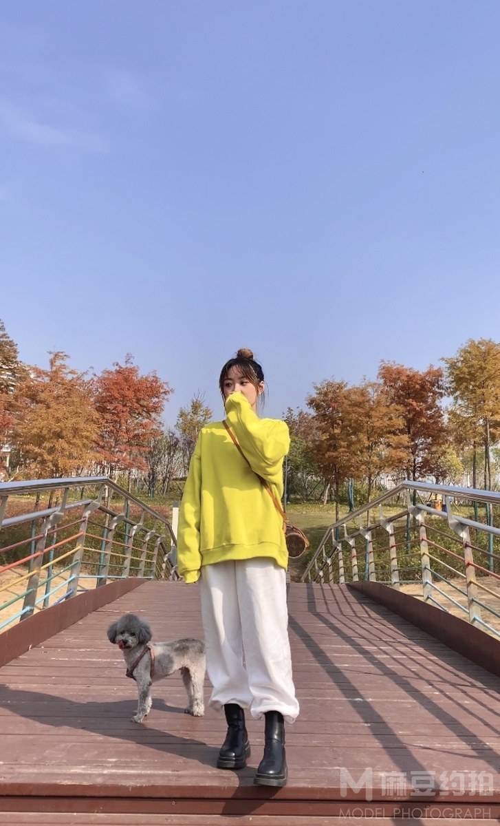 校园模特