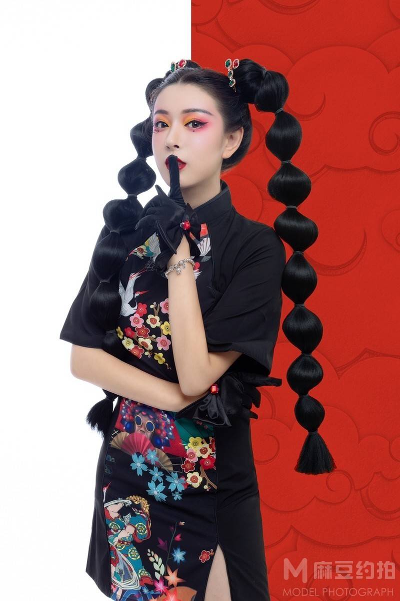 校园模特
