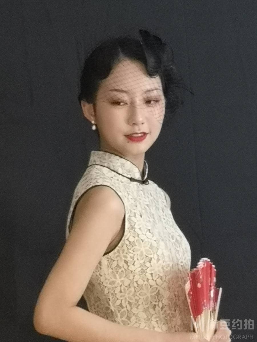民国模特