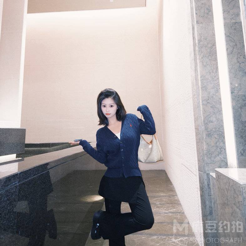 宝丽来模特