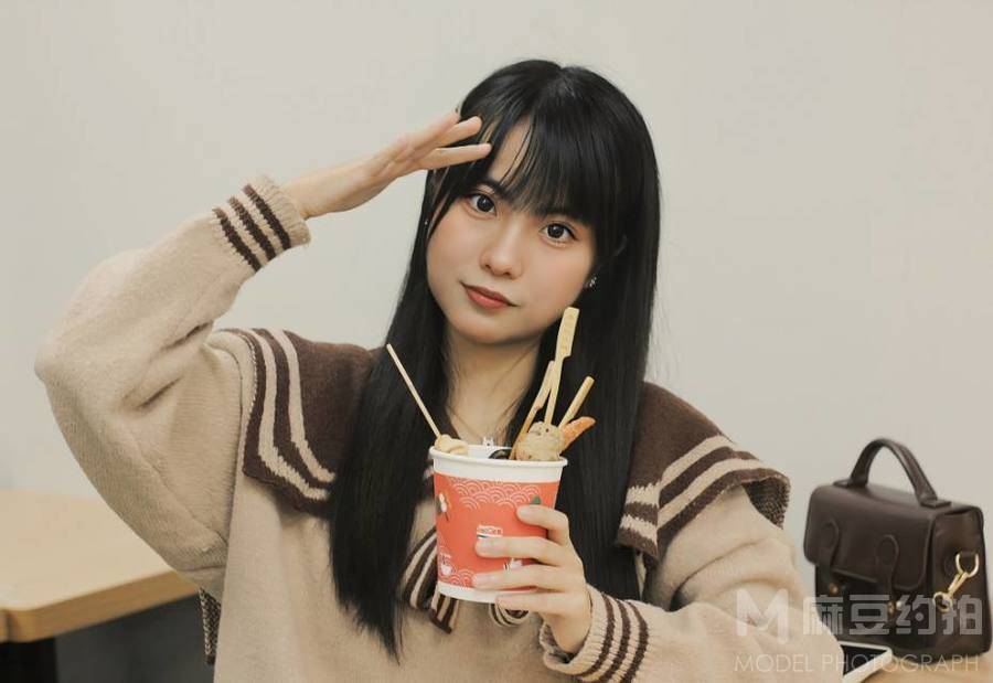 胶片模特