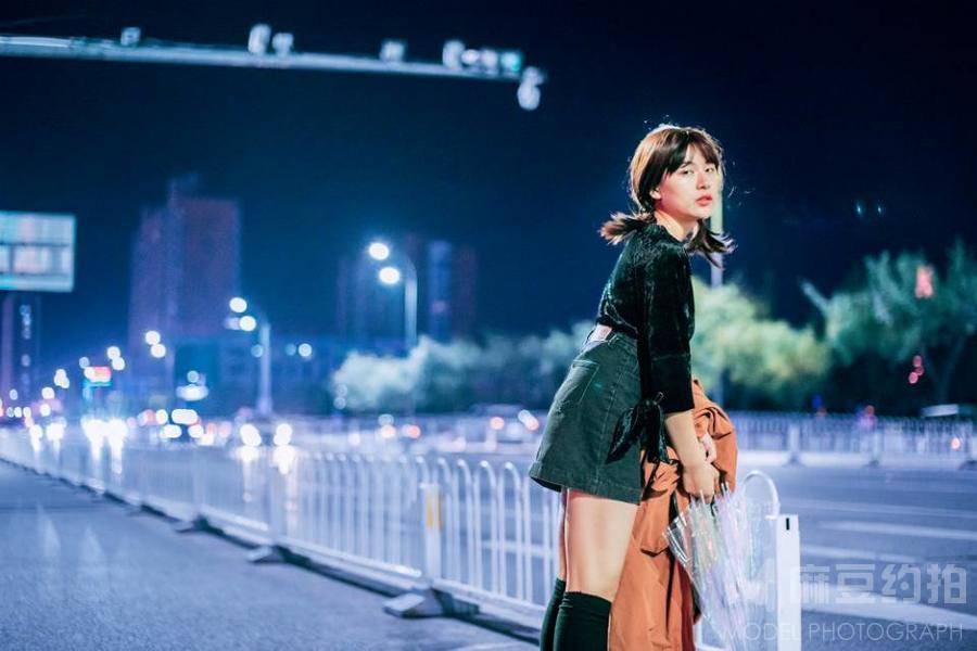 夜景模特