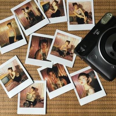 宝丽来模特