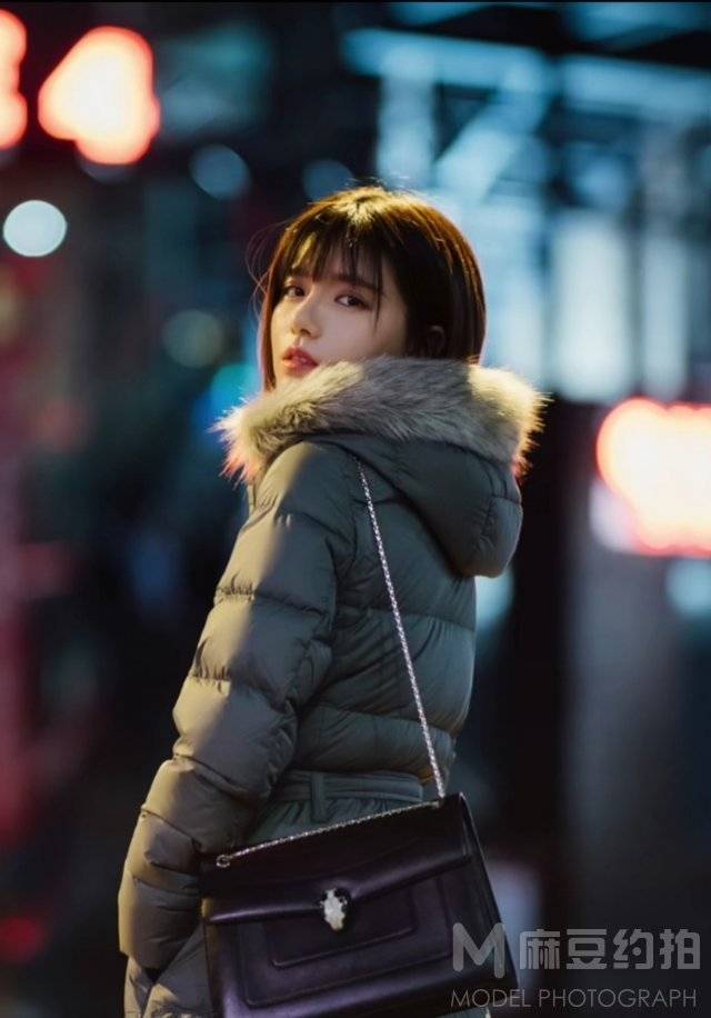 夜景模特