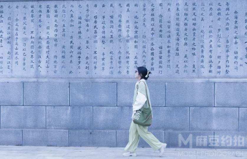 清新模特