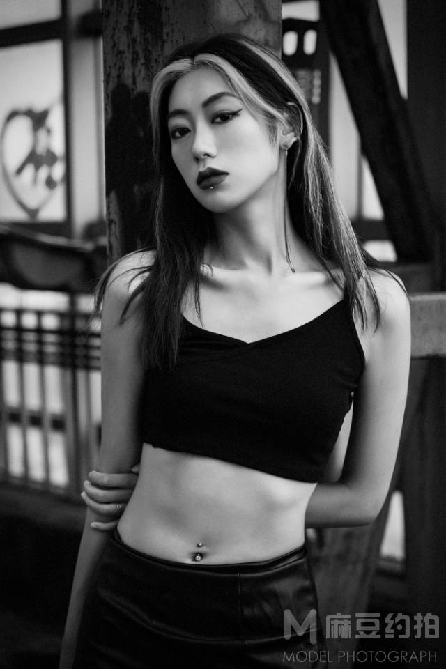 暗黑模特