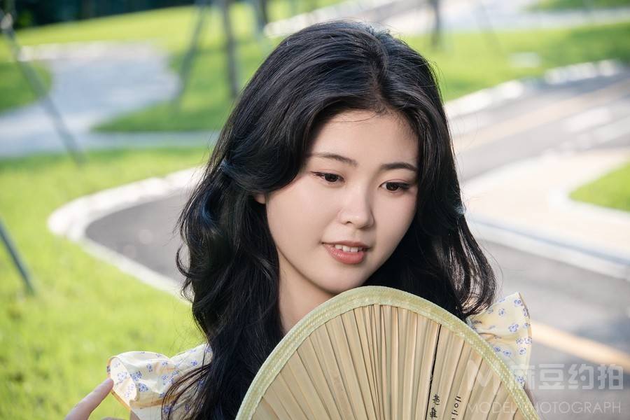 清新模特