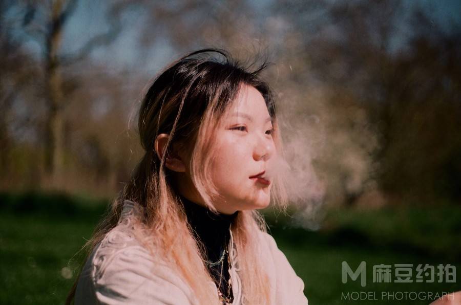 胶片模特