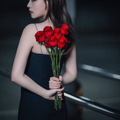 情绪模特