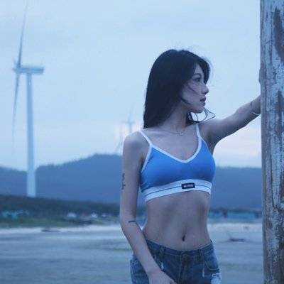黑白模特