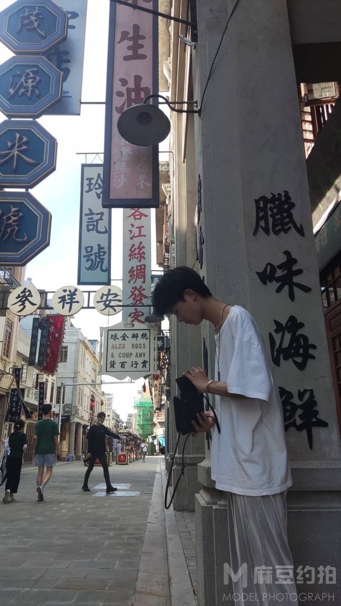 清新模特