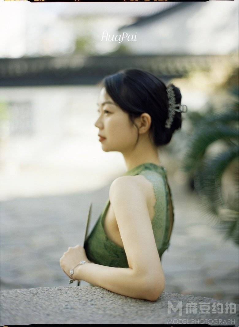 胶片模特
