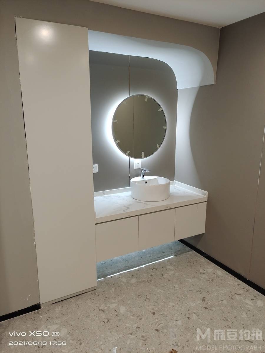 纪实模特