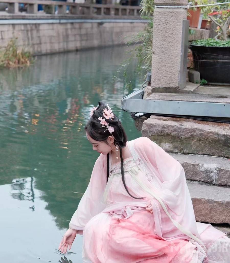纪实模特