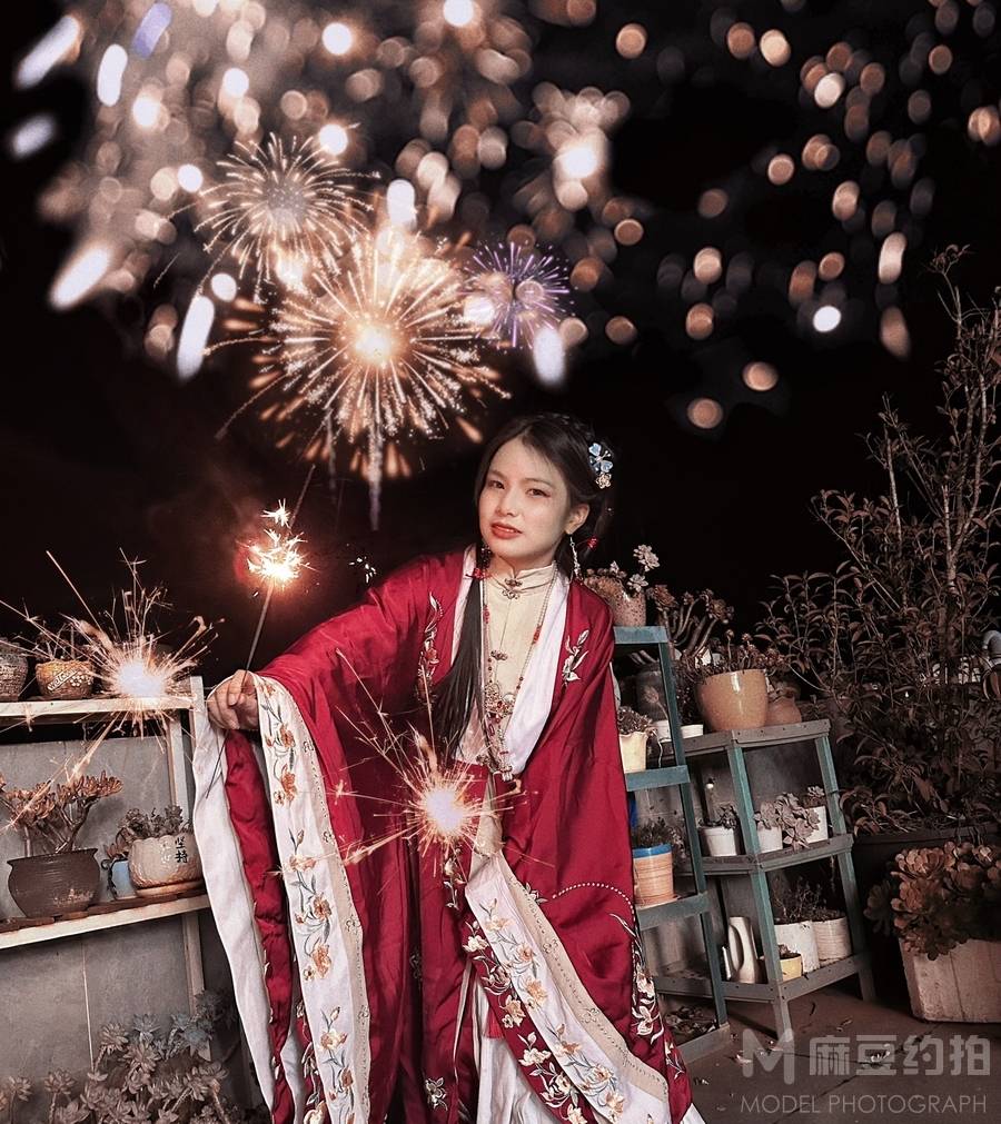 汉服模特