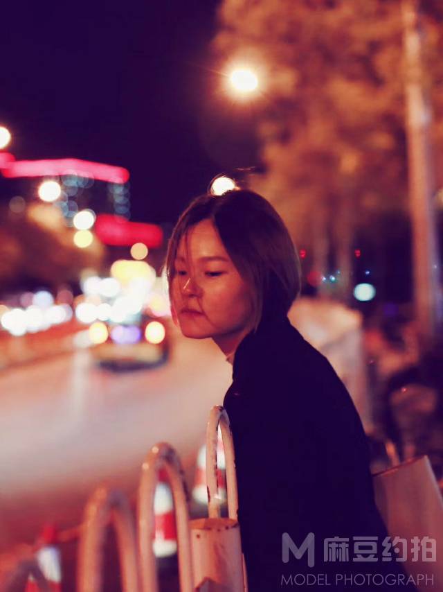 夜景模特