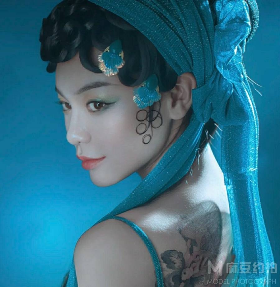 妆容模特
