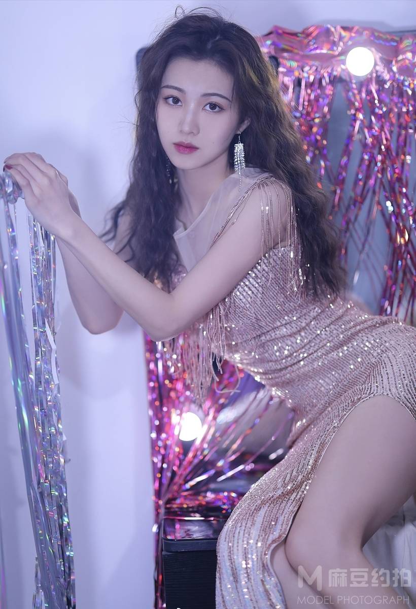 宝丽来模特
