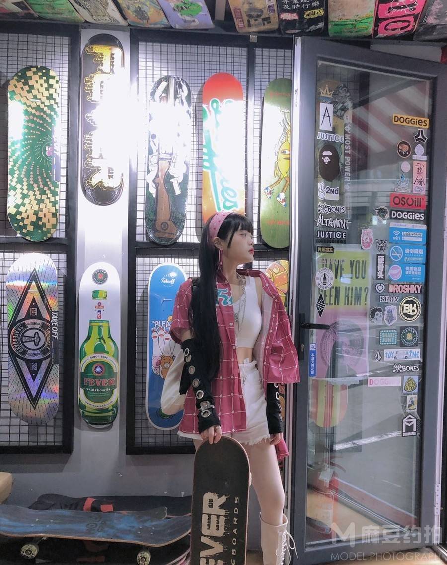 校园模特