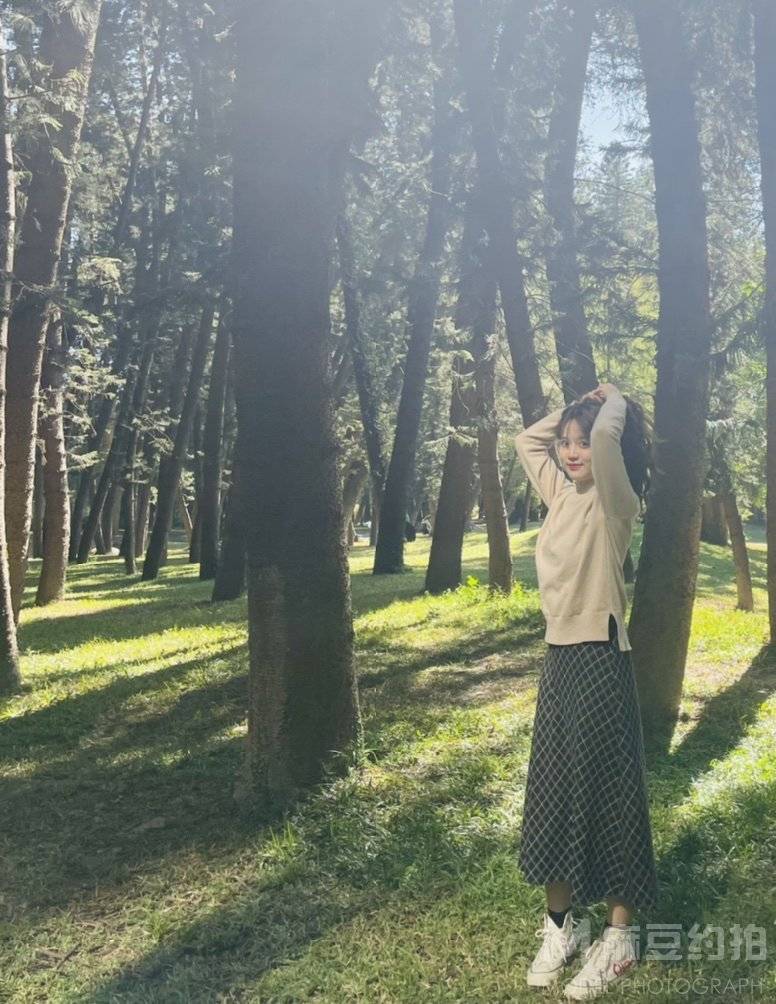 校园模特