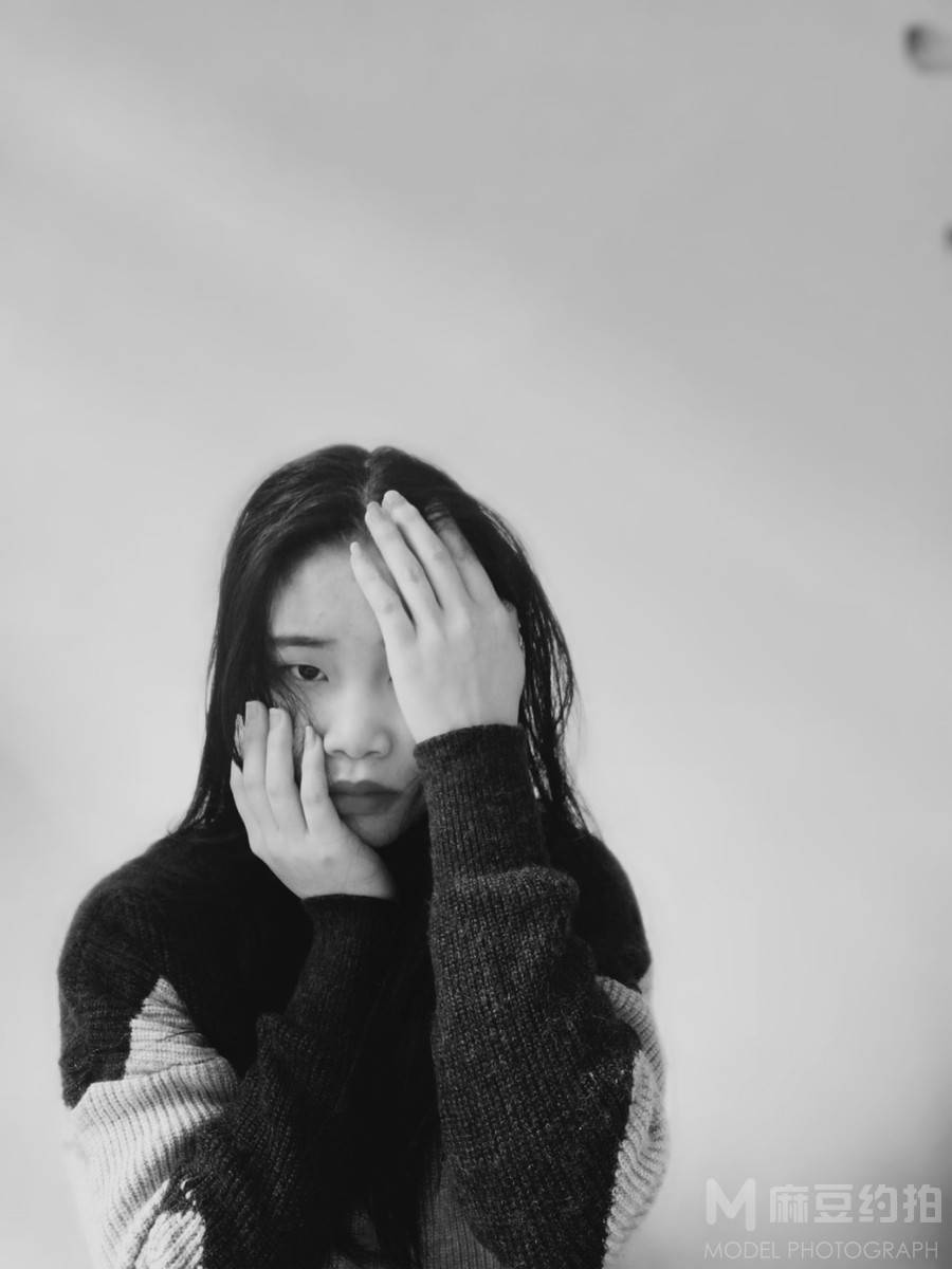 黑白模特
