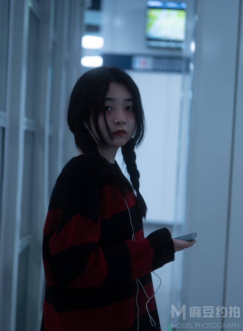 黑白模特