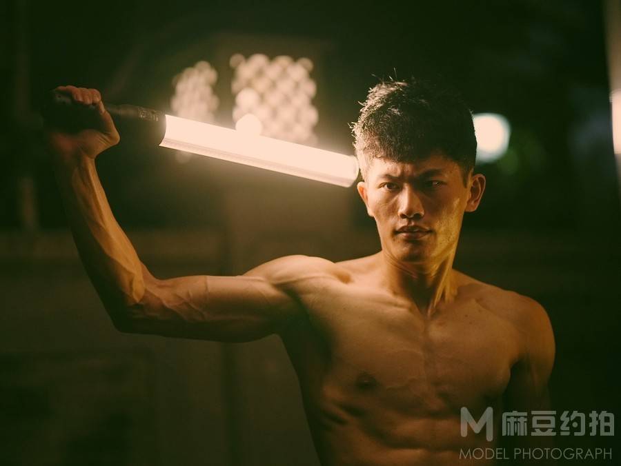 纪实模特