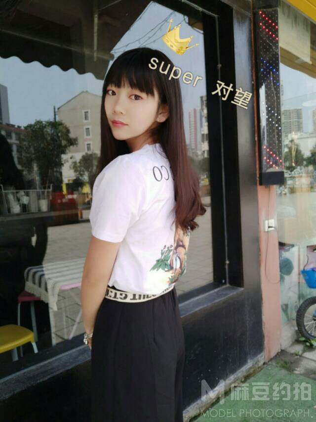 校园模特